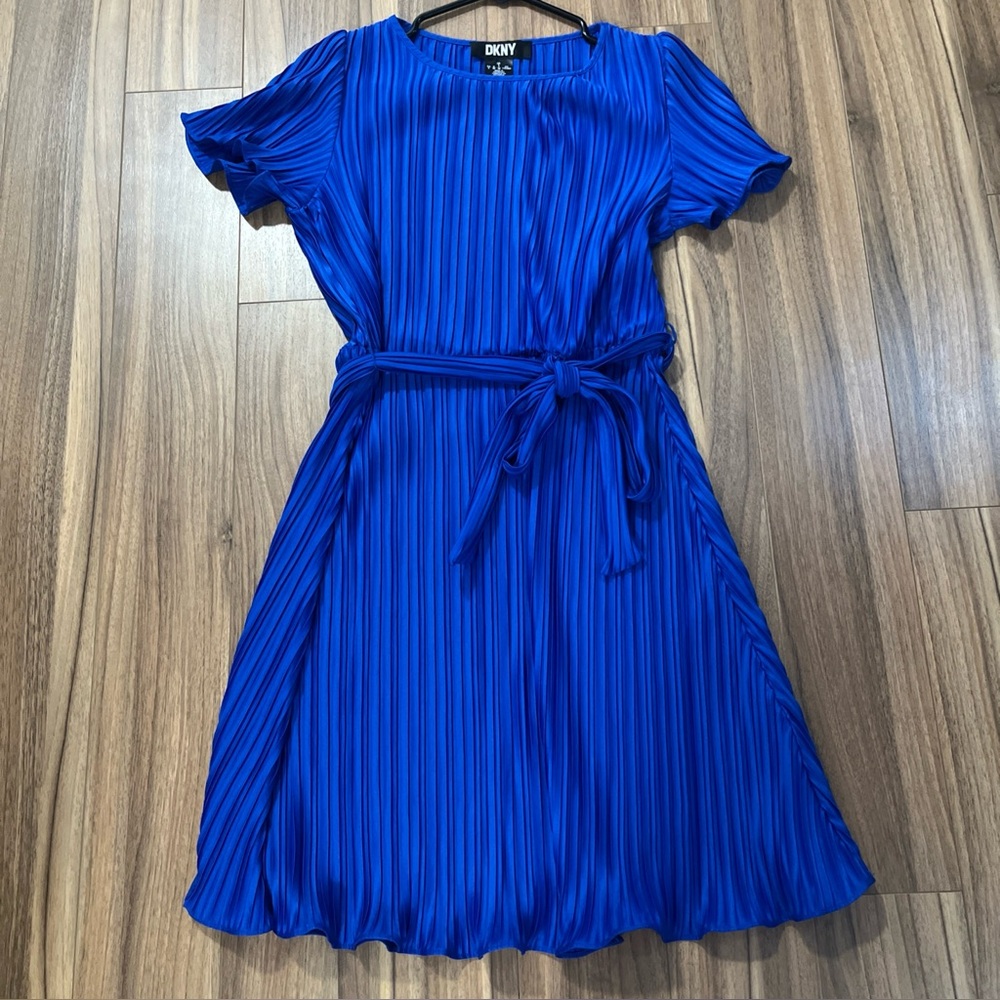 DKNY Dress Pleated Belted Short Sleeve IRIS BLUE SIZE 6